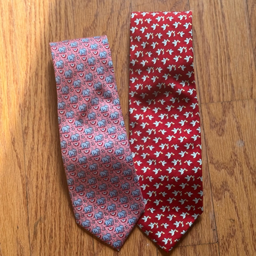 Vineyard Vines 2 Silk Ties Patterned Ties